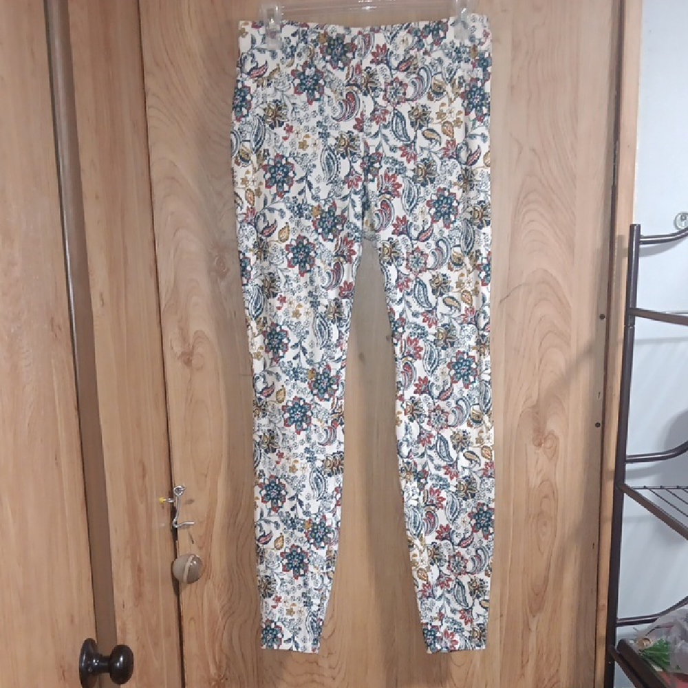 Floral Patterned Pants
